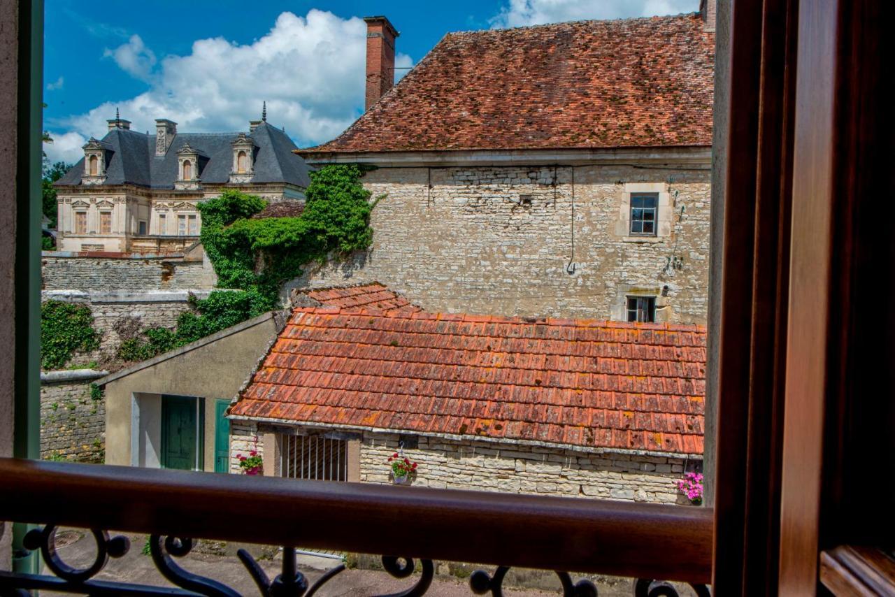 Aupres Du Chateau Tanlay Екстериор снимка